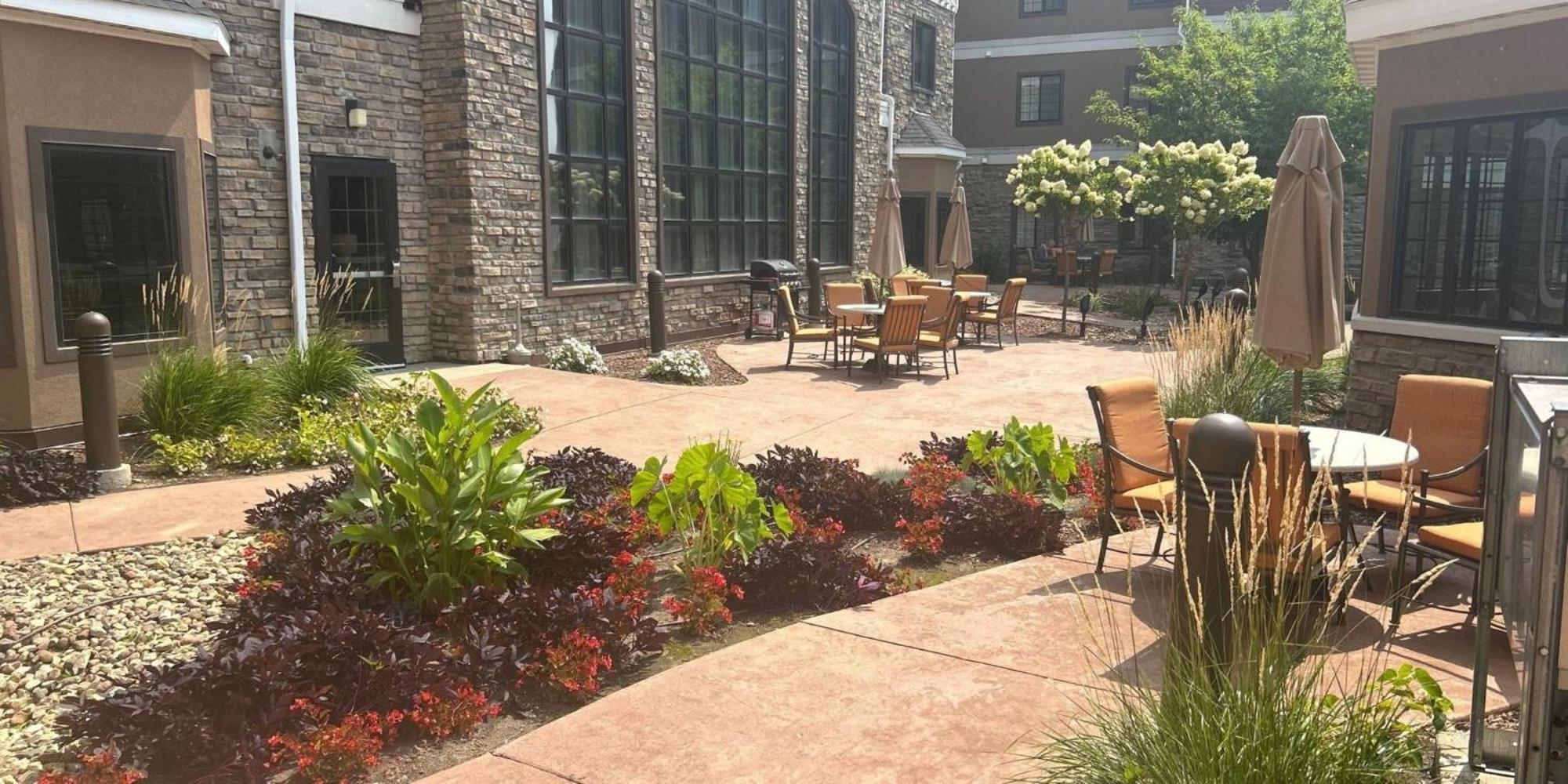 Staybridge Suites Rochester By Ihg Exterior foto