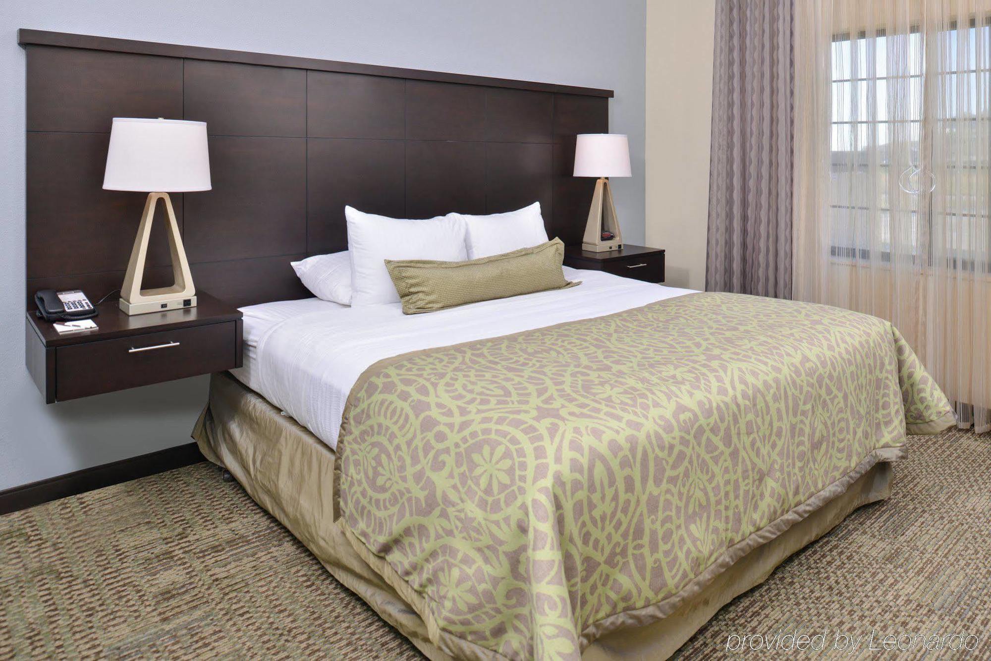 Staybridge Suites Rochester By Ihg Exterior foto